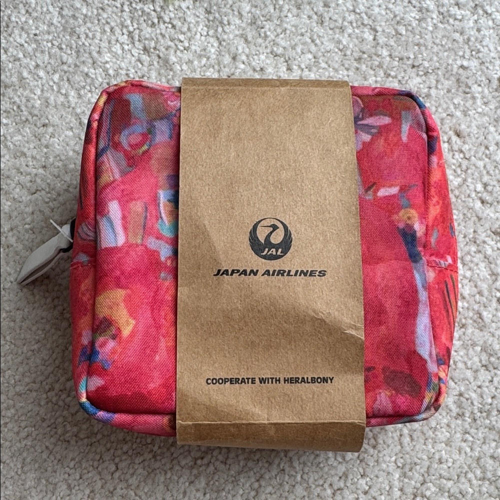 NEW Japan Airlines JAL Heralbony Business Class Amenity Kit